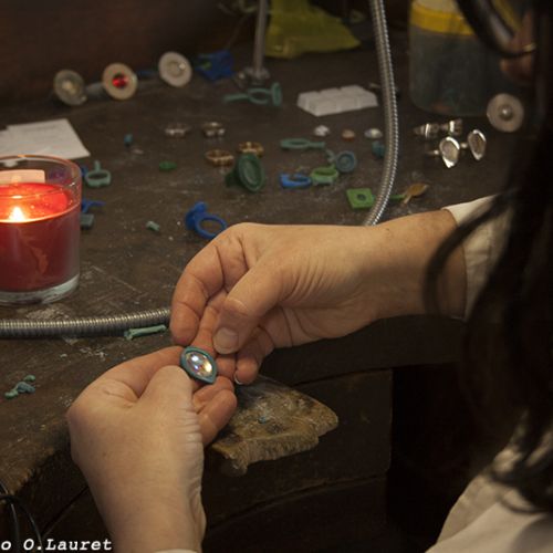 Atelier de Sylvie Doagio, créatrice de bijoux